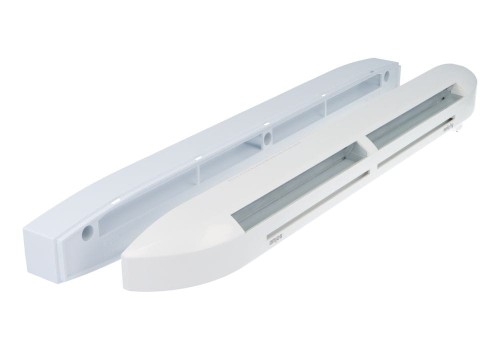 Nawiewnik higrosterowany ISOLA HY 3F z komorą tłumiącą hałas RAH, kolor RAL9016 biały